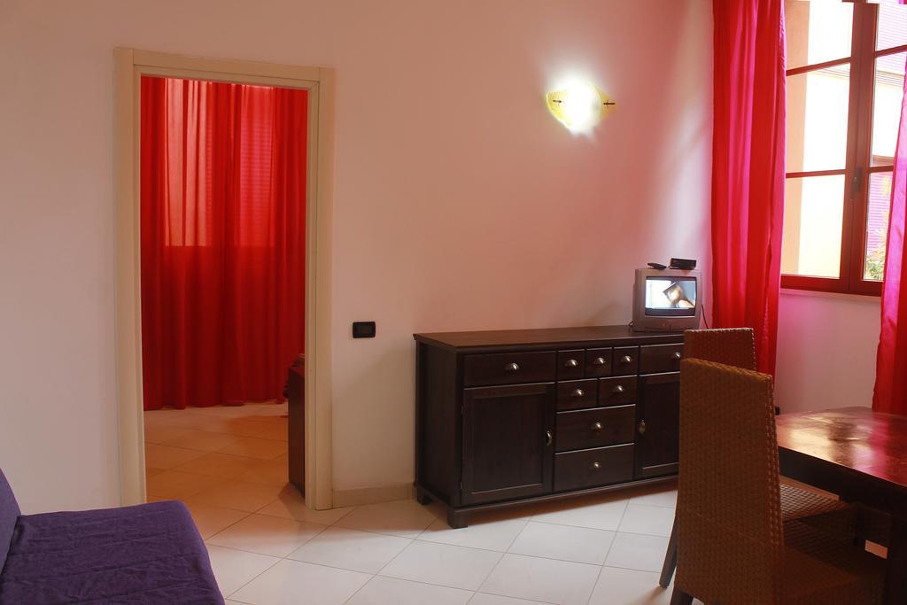 Appartamento Vicino Alla Spiaggia Calambrone Ngoại thất bức ảnh